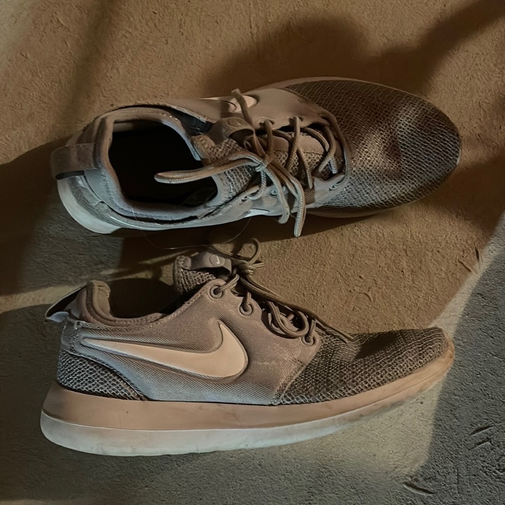 Nike Sneakers